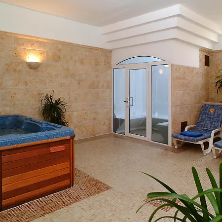 Isla De Cabrera Hotel 3*
