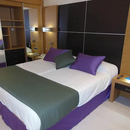Hotel Isla De Cabrera 3*